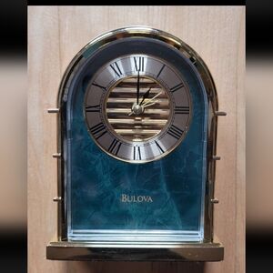 Bulova Green Gold Tone Arch 5" Clock Mantel Desk Shelf Vintage
